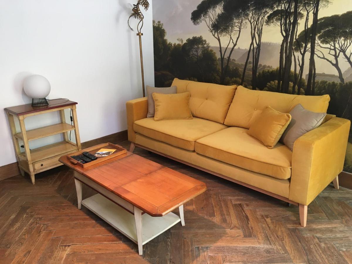 Charmant Appartement Sur Cour, Le Cerisier Bagnères-de-Bigorre Esterno foto