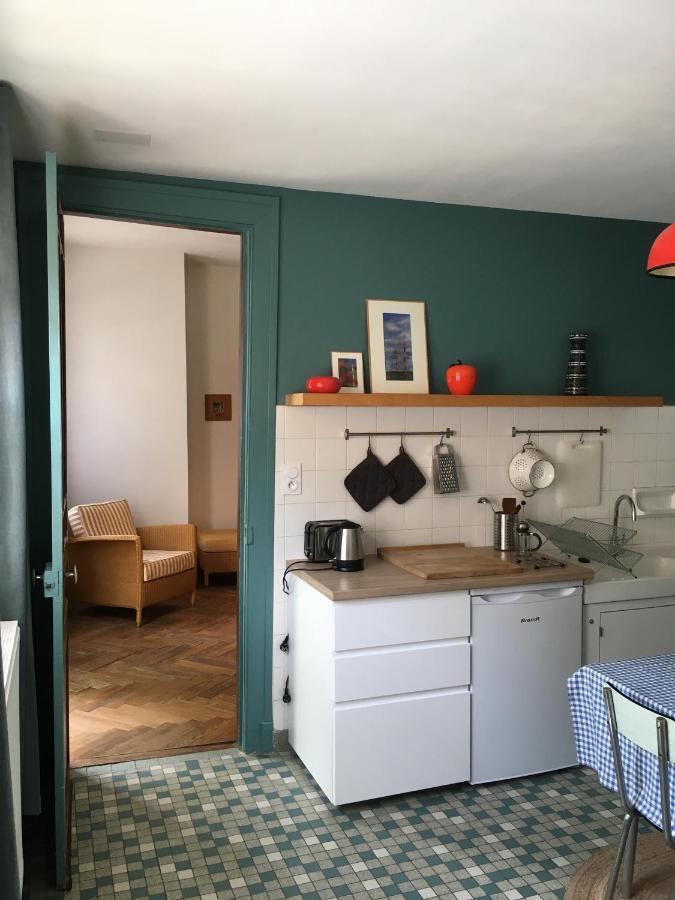 Charmant Appartement Sur Cour, Le Cerisier Bagnères-de-Bigorre Esterno foto