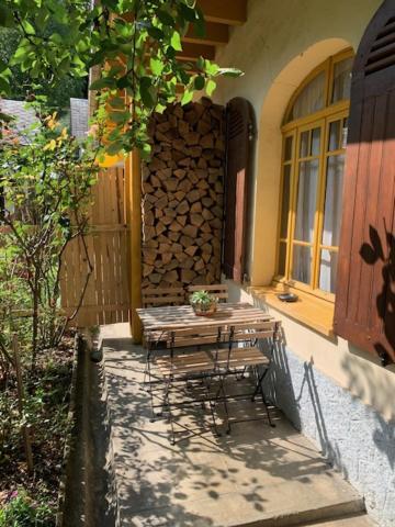Charmant Appartement Sur Cour, Le Cerisier Bagnères-de-Bigorre Esterno foto